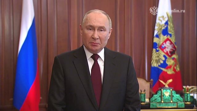 «Выборы — это шаг в будущее»: Владимир Путин призвал россиян принять участие в выборах президента смотреть онлайн
