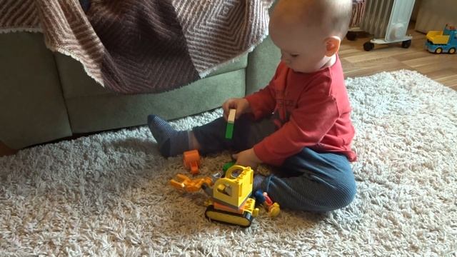 Lego Duplo / ЛЕГО с Рабочими Машинками Экскаватор и Грузовик смотреть онлайн