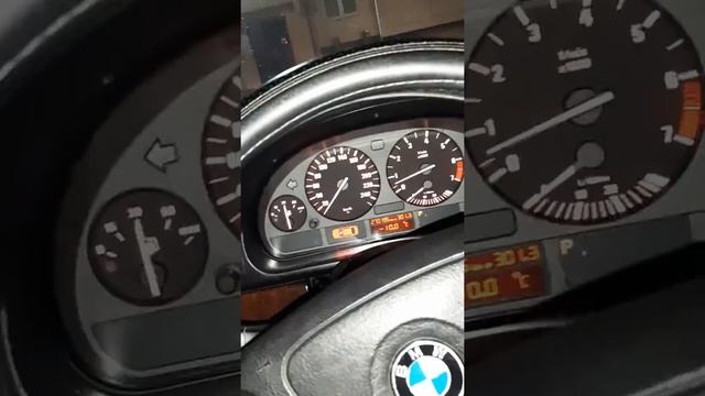 Крутит а не запускается движок BMW M52 смотреть онлайн