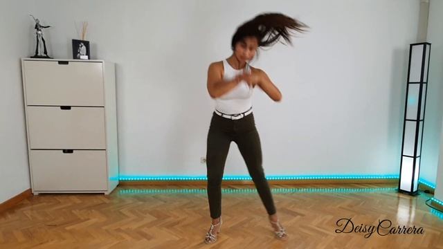 BACHATA Lady Style MUSICALITY? / Deisy Carrera #deisylapropuestachallenge ? смотреть онлайн