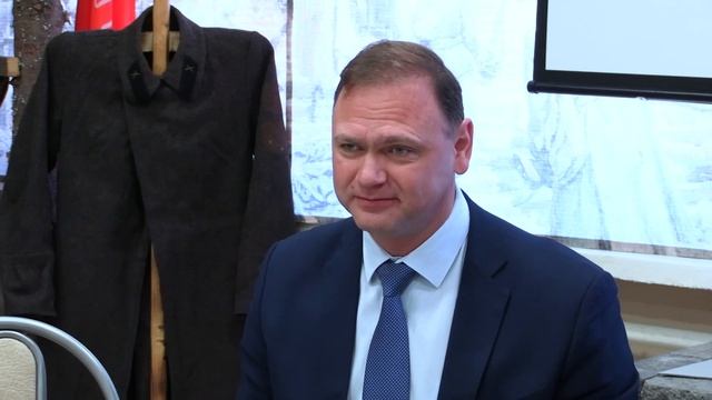 ЗАВТРАК С ДИРЕКТОРОМ смотреть онлайн