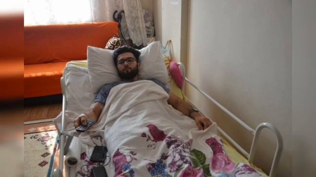 Müge Anlı Emine Çöp ve Tuğçe Semiz cinayetlerinde Kilit isim konuştu:Kornaya basa basa смотреть онлайн