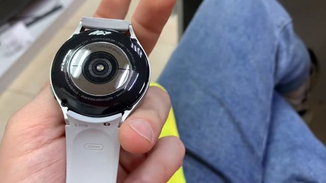 Galaxy Watch 4 40mm смотреть онлайн