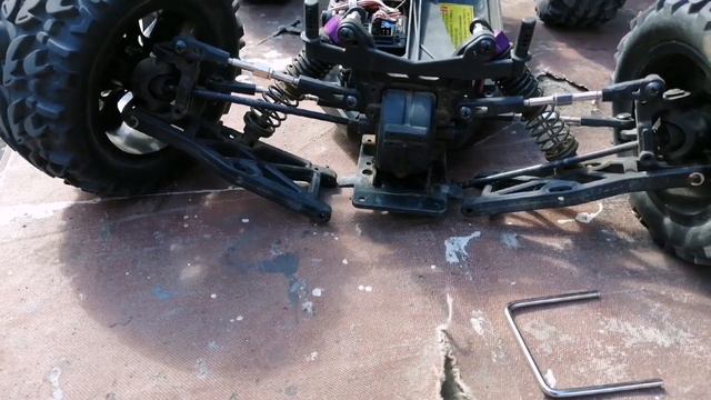 Из-за карантина перешли на масштаб 1:10 | RC машинка.