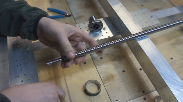 Как навернуть гайку на винт ШВП смотреть онлайн