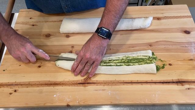 Pesto Bread Recipe | Braided basil bread | Vegan Pesto Babka смотреть онлайн