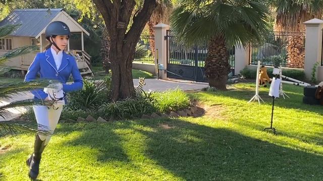 KYLIE VAN DER WESTHUIZEN - HOBBY HORSE DERBY COMPETITION смотреть онлайн