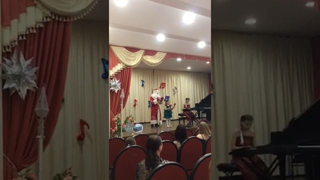 Новогодняя полька смотреть онлайн