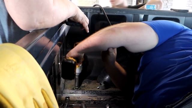 We Swap out Destroyed frame on 2019 Ford Raptor смотреть онлайн