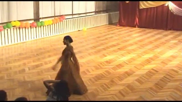 Элиза Анам - индийский танец в стиле Болливуд смотреть онлайн