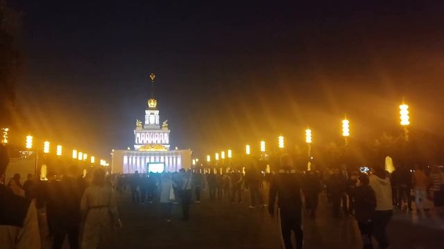 ДЕНЬ ГОРОДА МОСКВЫ 11 СЕНТЯБРЯ\ВДНХ ФОНТАН И САЛЮТ вднх смотреть онлайн