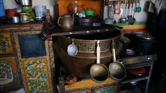 Shigatse Tibetan Village. смотреть онлайн