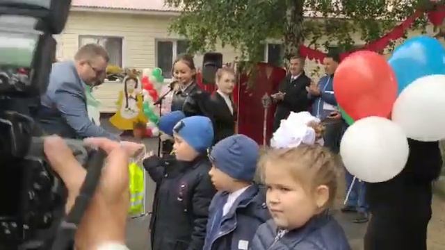 Сегодня после капитального ремонта был торжественно открыт детский сад "Зайчик". смотреть онлайн