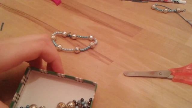 Браслет 《Снежная Зима》 и сережки из скрепок смотреть онлайн