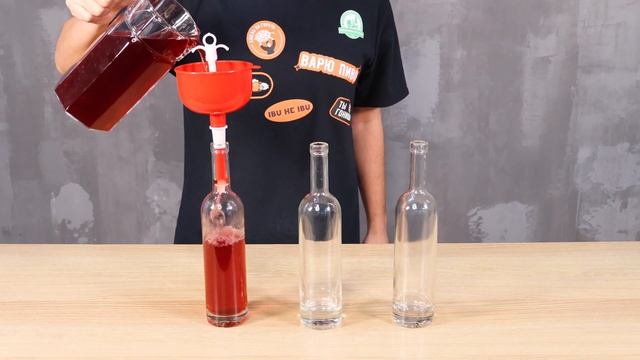 Воронка с клапаном для розлива по бутылкам, Ferrari group (Италия) смотреть онлайн