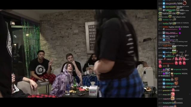 Welcome To The Shitshow at ShitCamp PJ Party - Day 3! Never Have I Ever Seen One Like This смотреть онлайн