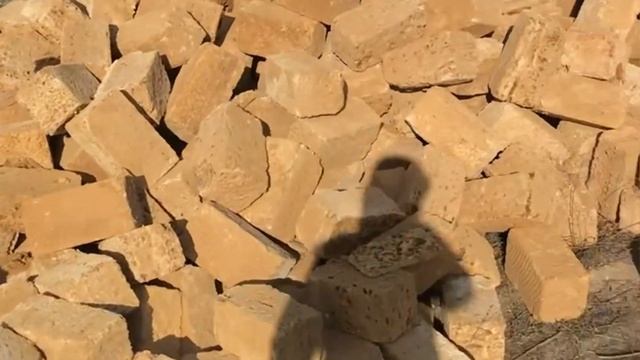 Строим нашу весовую. Ч2: устанавливаем домик, КАМАЗ привез ракушечник, бетон для фундамента забора смотреть онлайн