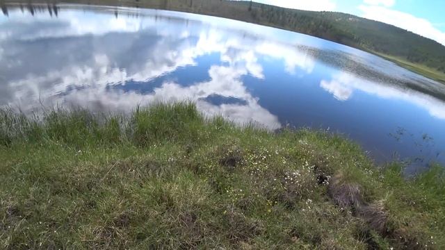 ПОЙМАЛ ЗОЛОТУЮ РЫБКУ Сбылась мечта ***** ))) рыбалка в Якутии смотреть онлайн