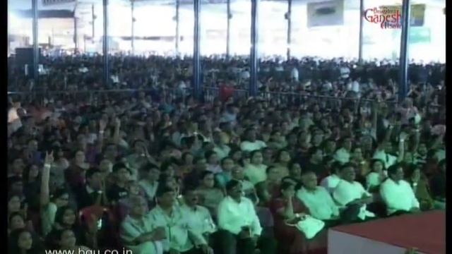 DESI GIRL | Dostana | Sunidhi Chauhan | 49th Bengaluru Ganesh Utsava 2011