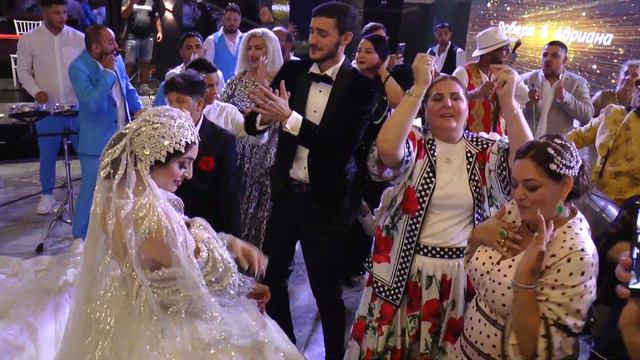 Nuntă Andriana&Robert/ Свадьба Андриана & Роберт 3 ч Цыганская свадьба . 3 ч смотреть онлайн