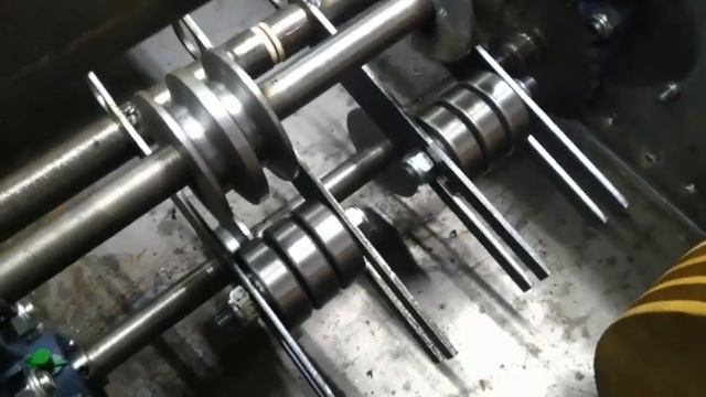 Гусеничный минитрактор . Устройство трансмиссии. смотреть онлайн