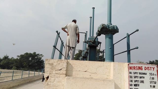 #thal #canal
Visiting Thal Canal
Thal Canal In Village Punjab Bhakkar Pakistan
تھل کنال نہر