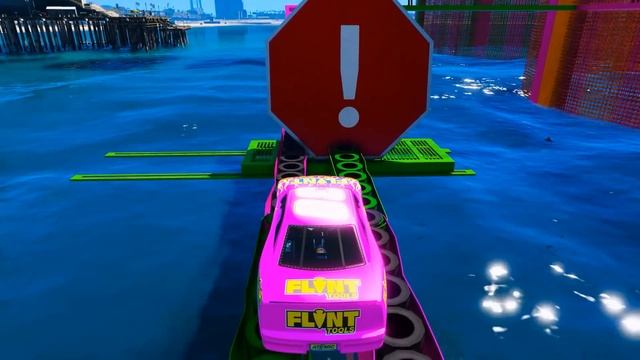Carros Hotring Desafio com Homem Aranha - New Sounds and Challenge GTA V SPIDER-MAN Shark mod смотреть онлайн