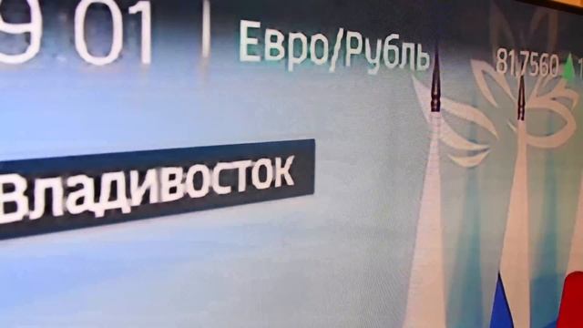 Пример дефекта QLED телевизора Samsung, горизонтальные полосы смотреть онлайн