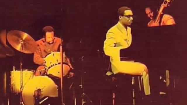 Maurice white eterno смотреть онлайн