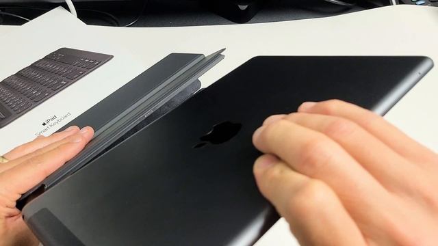 iPad 9th, 8th, 7th gen: How to Connect Apple Smart Keyboard смотреть онлайн