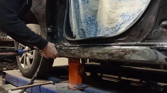 Рихтування порога Рено Меган