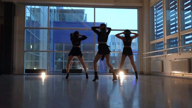 The Pussycat Dolls - Buttons Choreography By Robin Antin & Mikey Minden