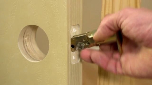How to install a deadbolt 101 смотреть онлайн