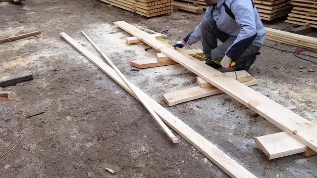 Подготовка досок для синичников смотреть онлайн