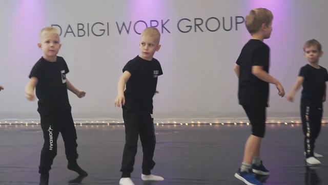 "DABIGI" KIDS 2020 смотреть онлайн
