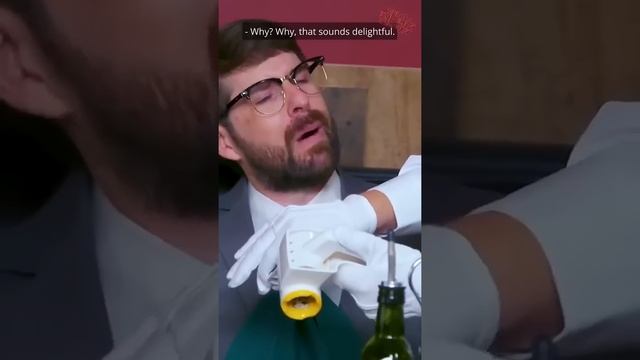 Когда официант предлагает потереть сыр