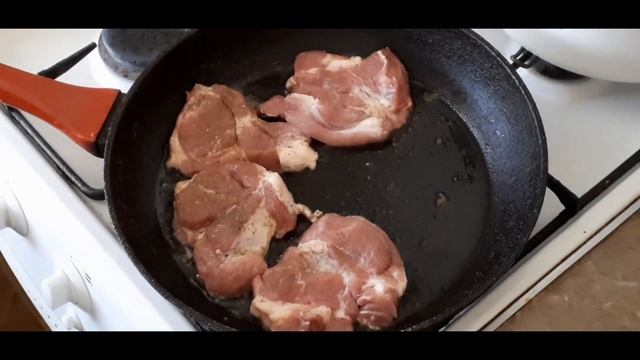 Нежный и сочный СТЕЙК ИЗ СВИНИНЫ НА СКОВОРОДЕ  за 15 минут стейк