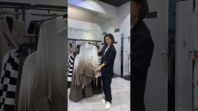 ОБЗОР LOVE REPUBLIC: "КУРТКА ДЕДА", ВОЛАНЫ И ПЛАТЬЕ-ЖАКЕТ #стилист #луки #обзор #обзормагазинов смотреть онлайн