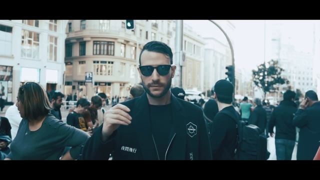 Rihanna - Love On The Brain (Don Diablo Remix) | Official Music Video смотреть онлайн