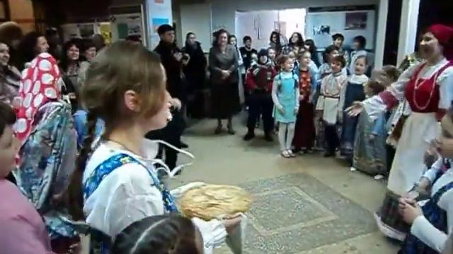 Масленица в школе №39 в Казани 2011г.|| Maslenitsa en el colegio año 2011 смотреть онлайн