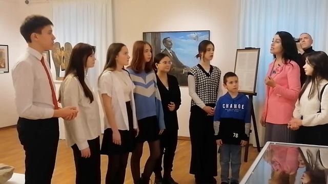 У картины Касима Девлеткильдеева "Девочка-башкирка в голубом" в Музее имени Михаила Нестерова смотреть онлайн