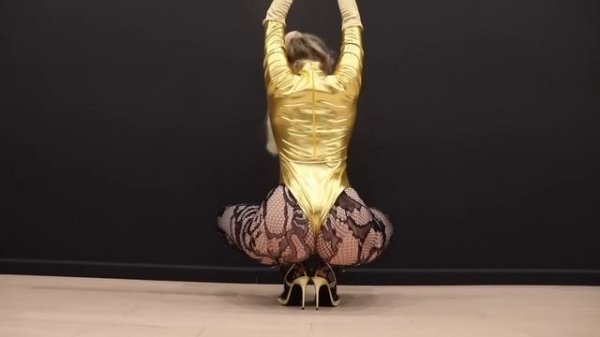 Yoga Art — Golden Glow