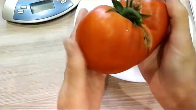 Томат сорта КУОР ДИ БУЕ - просто бомба! смотреть онлайн