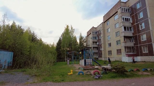 Приют мизантропа | пятиэтажка в глухом лесу смотреть онлайн