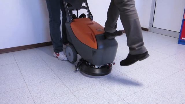 Все поломоечные машины - GRANDE BRİO 35 B & E смотреть онлайн