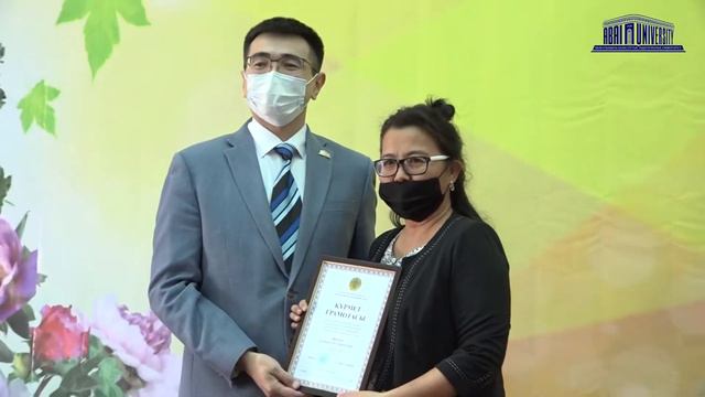 «Ұстаздық еткен жалықпас...» салтанатты шара смотреть онлайн