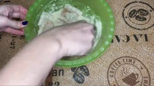 Рыба в хрустящей панировке из манки. Получается очень вкусно. Универсальный способ!