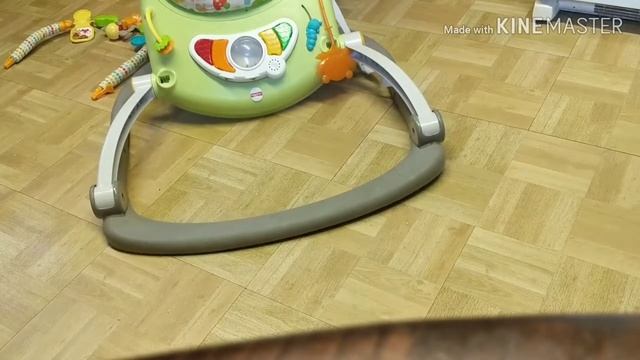 Fisher Price woodland friends fold and go jumperoo смотреть онлайн