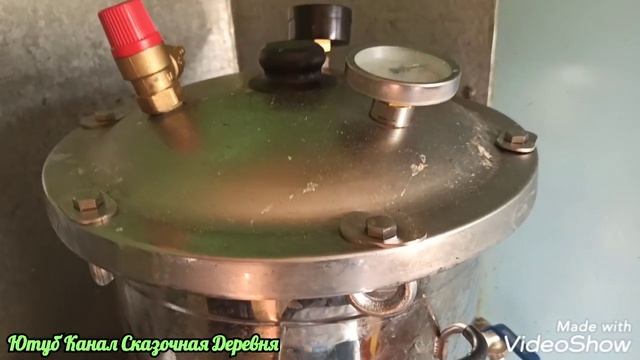 Лопнул автоклав, капуста и соленые помидоры. смотреть онлайн