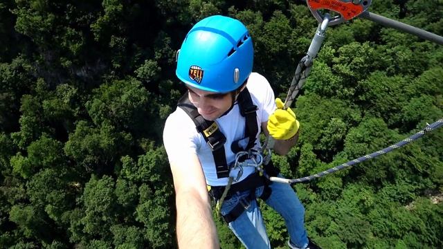 Зиплайн и скалолазание в Yell Extreme Park. Армения. смотреть онлайн